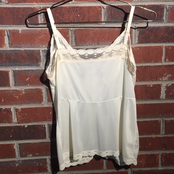 Vintage Camisole Gorgeous Lace Dixie Belle Top - Picture 5 of 8
